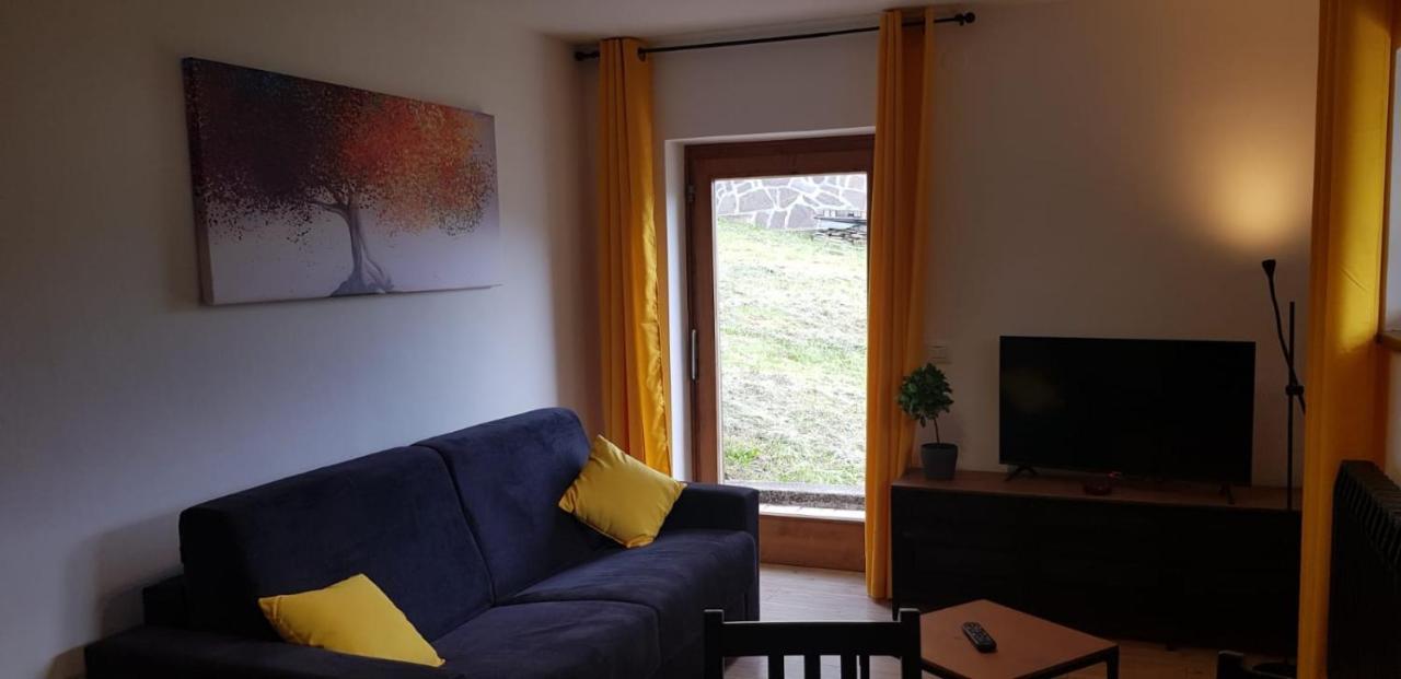 Ladina Apartment *