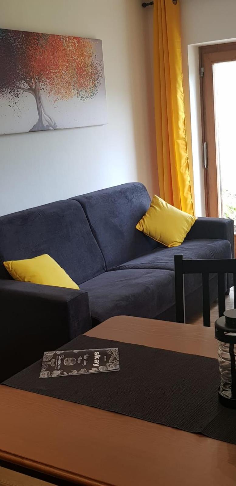 Ladina Apartment *