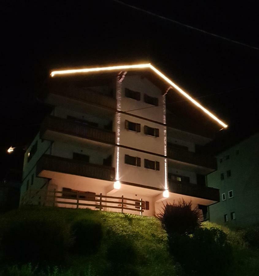 Ladina Apartment Padola