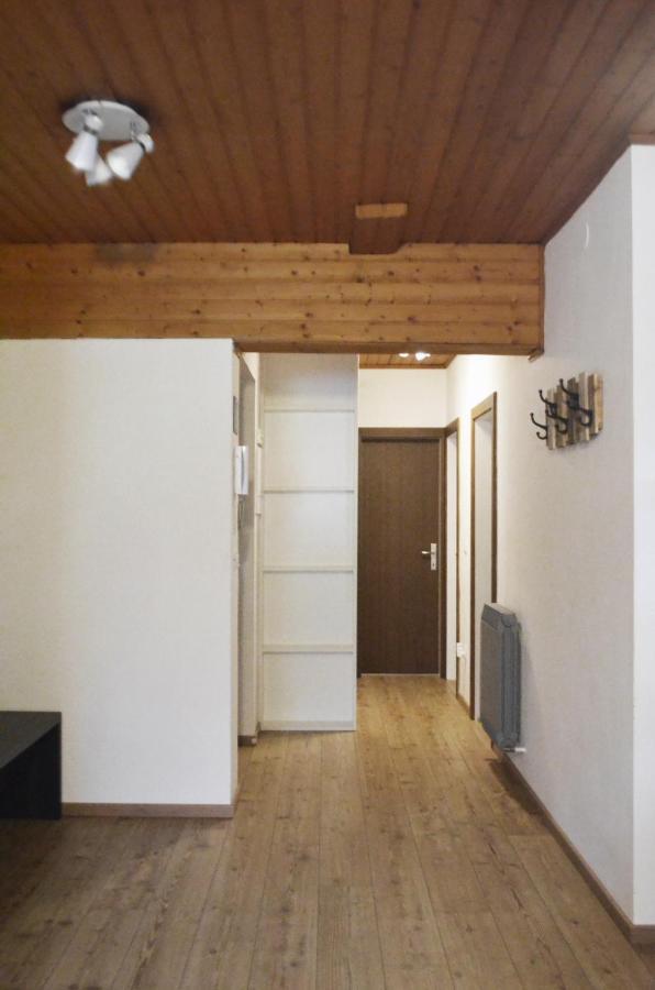 Ladina Apartment *